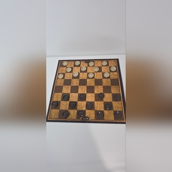 Classic Checkers Game Set - Picture 2 of 2